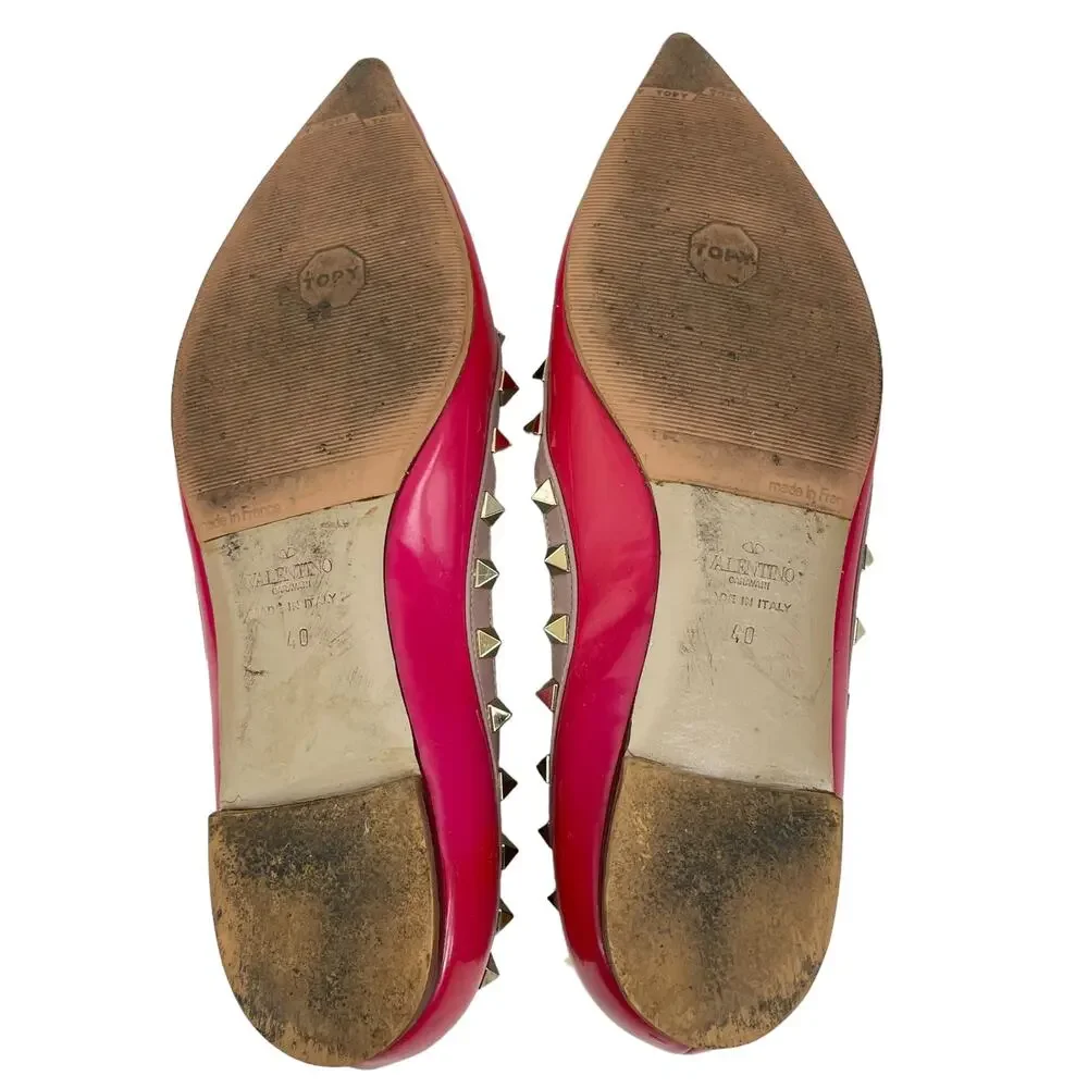 Valentino Garavani Rockstud Two Tone Poined Toe Flats Red Pink Size 40